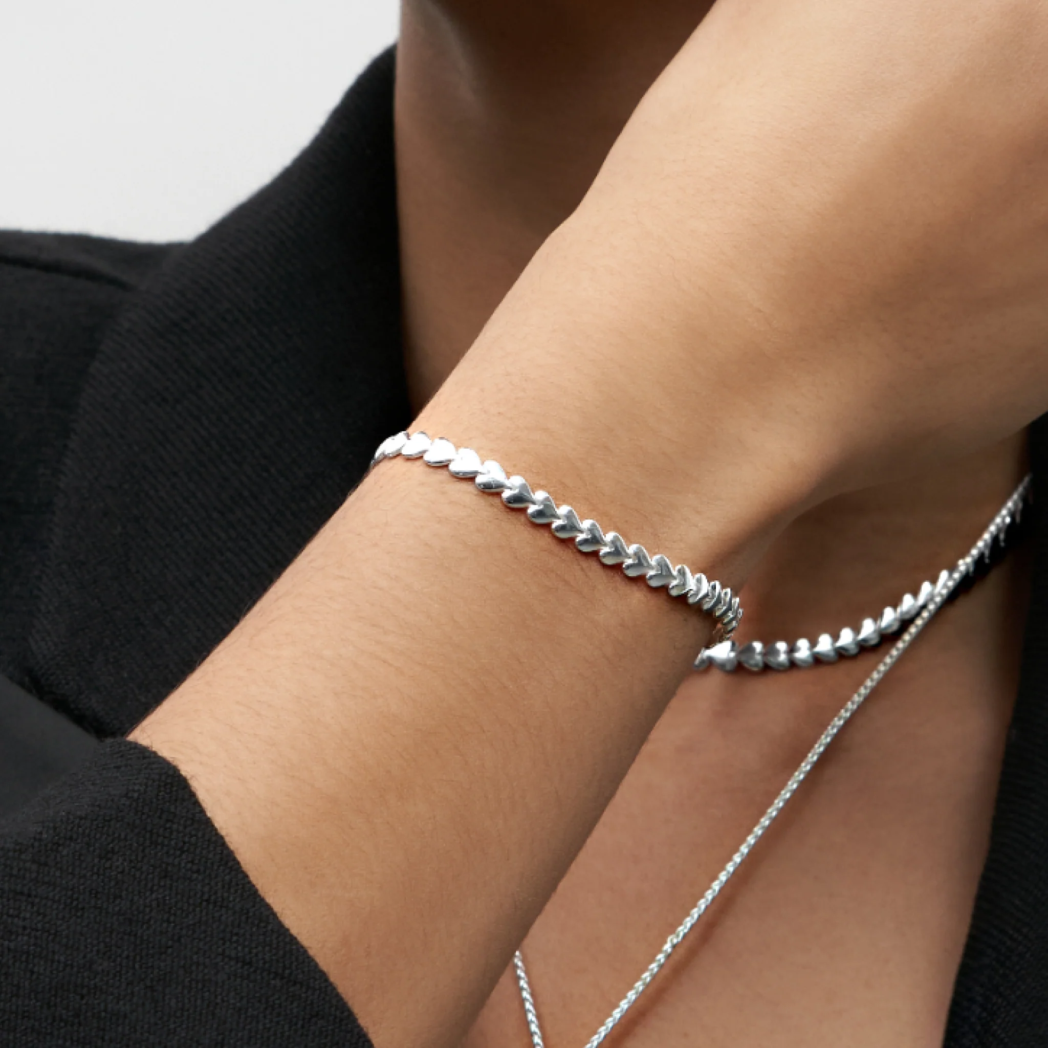 Heart String Chain Bracelet - Image 5