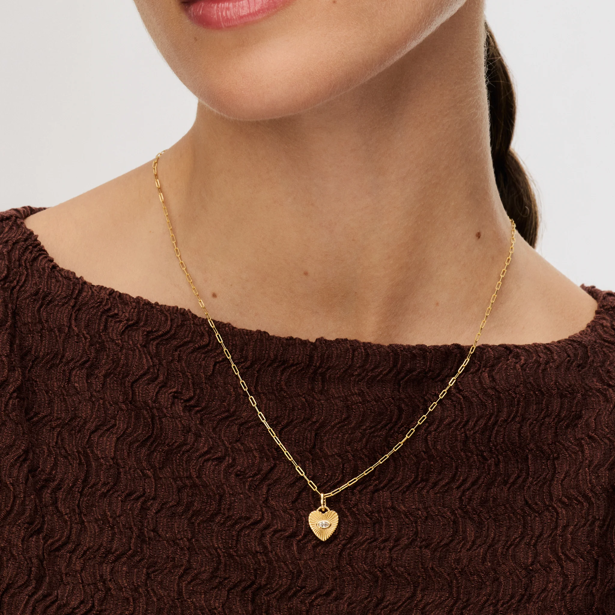 Essential Clip Chain Necklace - Image 3